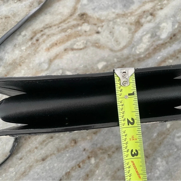 Victorias Secret Python Stripe Black White Crossbody Clutch Purse Chain - Picture 14 of 16